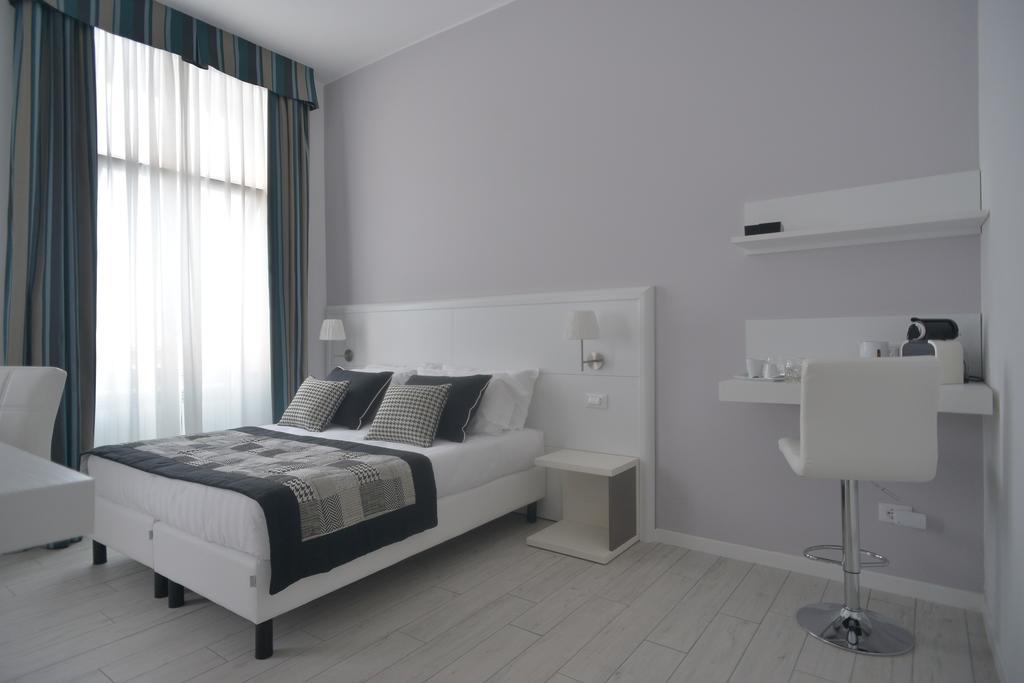 Lata Luxury Rooms Roma Habitación foto